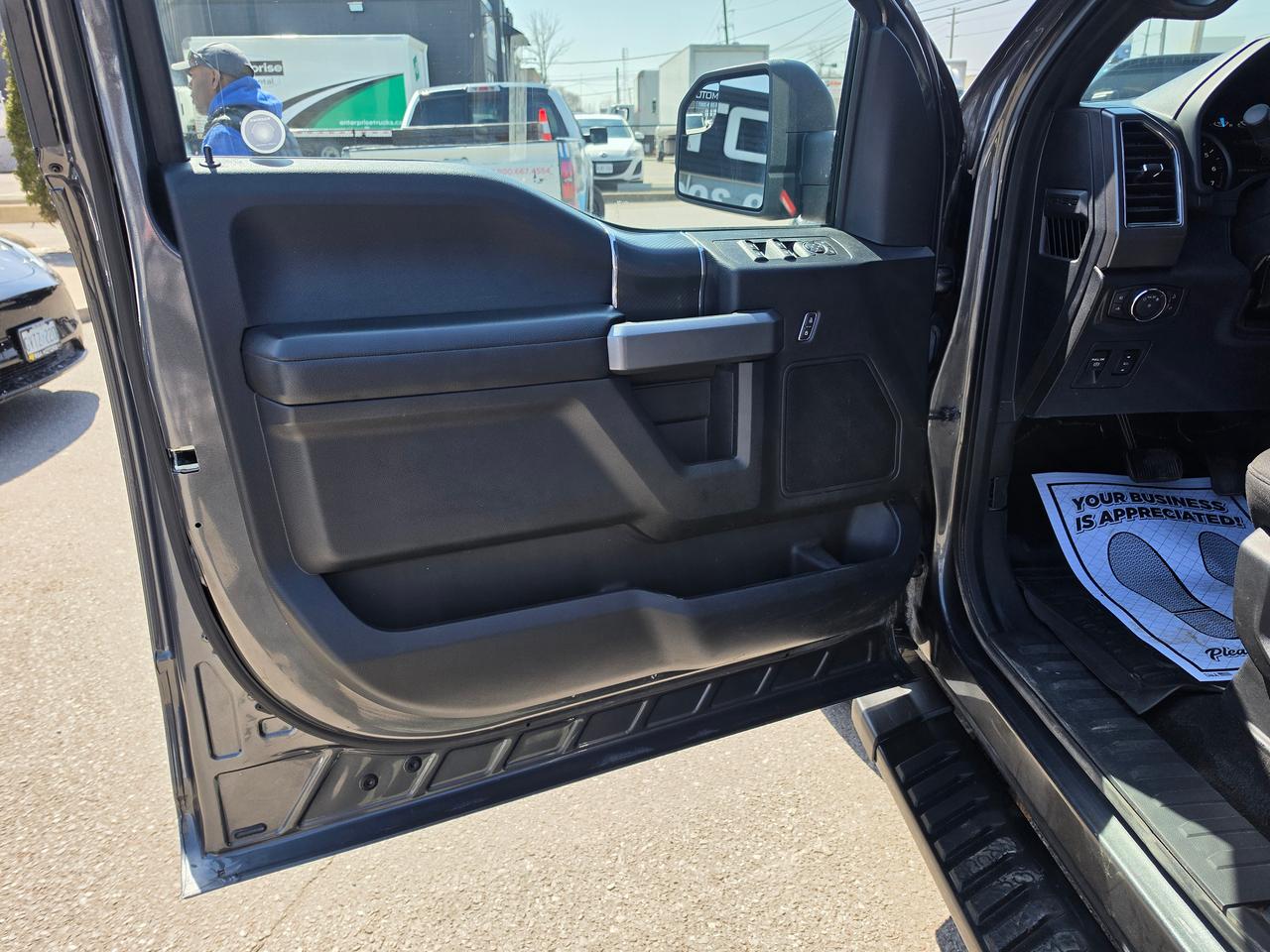 2018 Ford F-150 XLT | Sport Photo