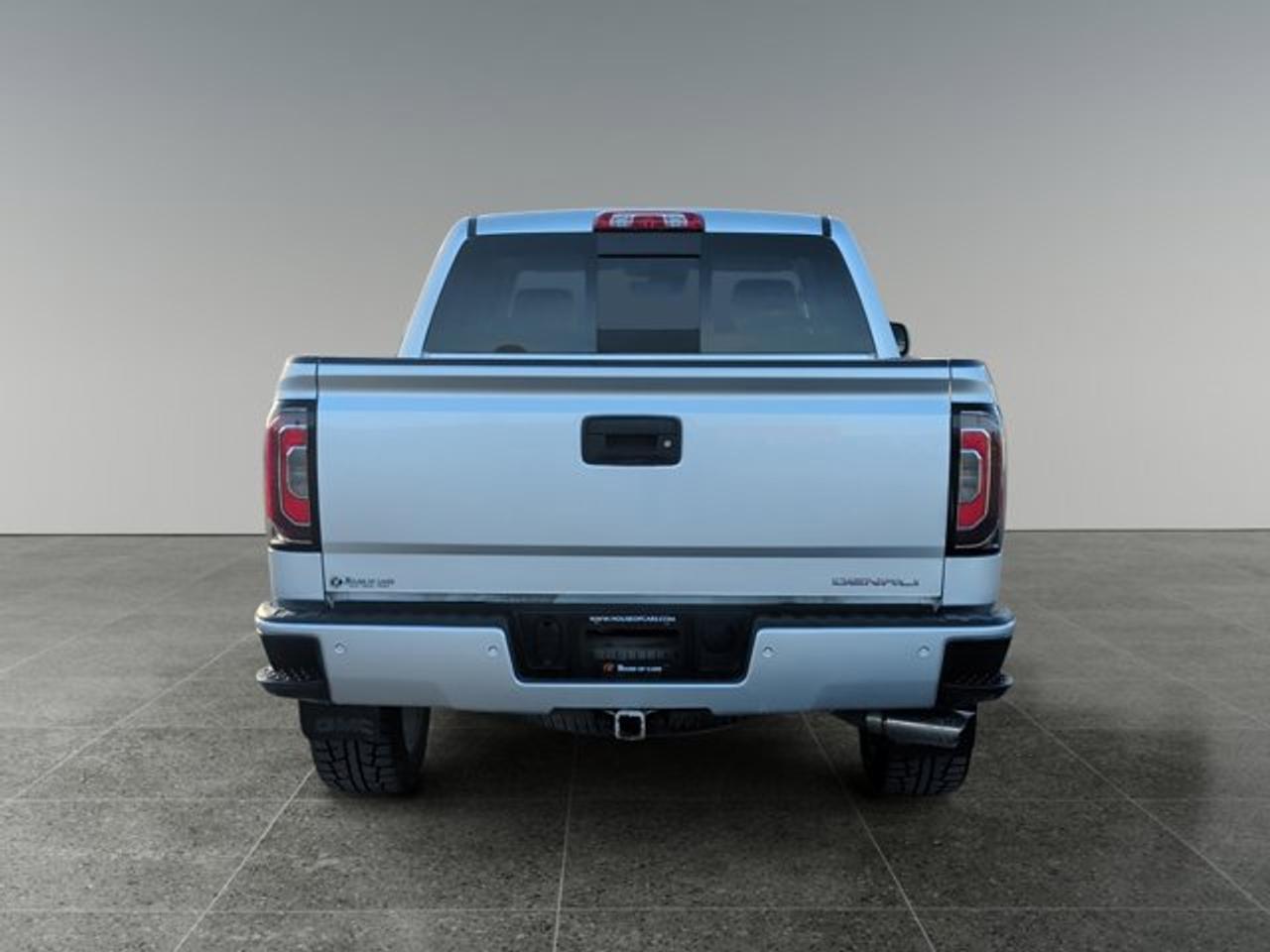 2018 GMC Sierra 1500 Denali - Photo #4