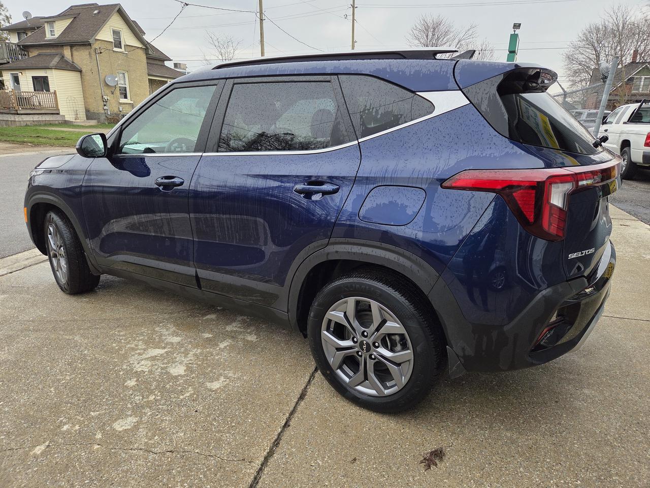 2024 Kia Seltos EX Photo