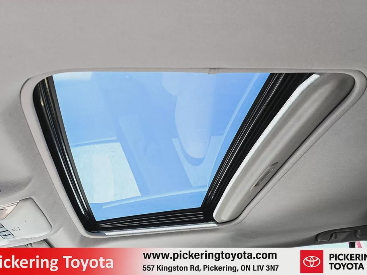 2021 Toyota RAV4 Hybrid XLE Photo
