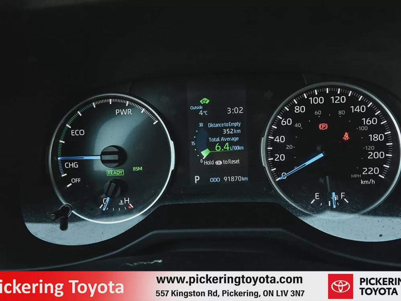 2022 Toyota RAV4 Hybrid SE Photo