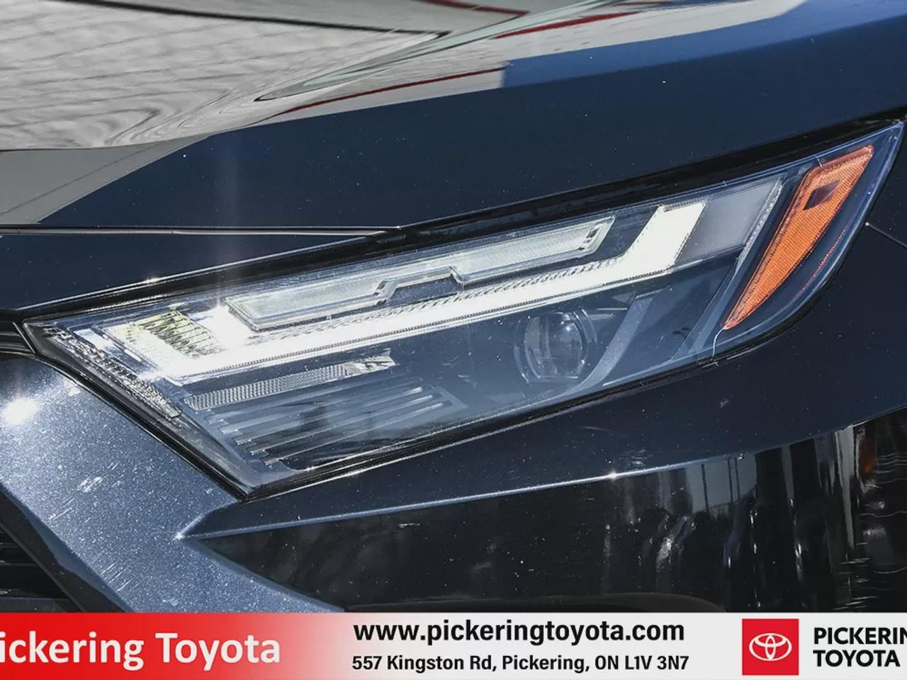 2022 Toyota RAV4 Hybrid SE Photo