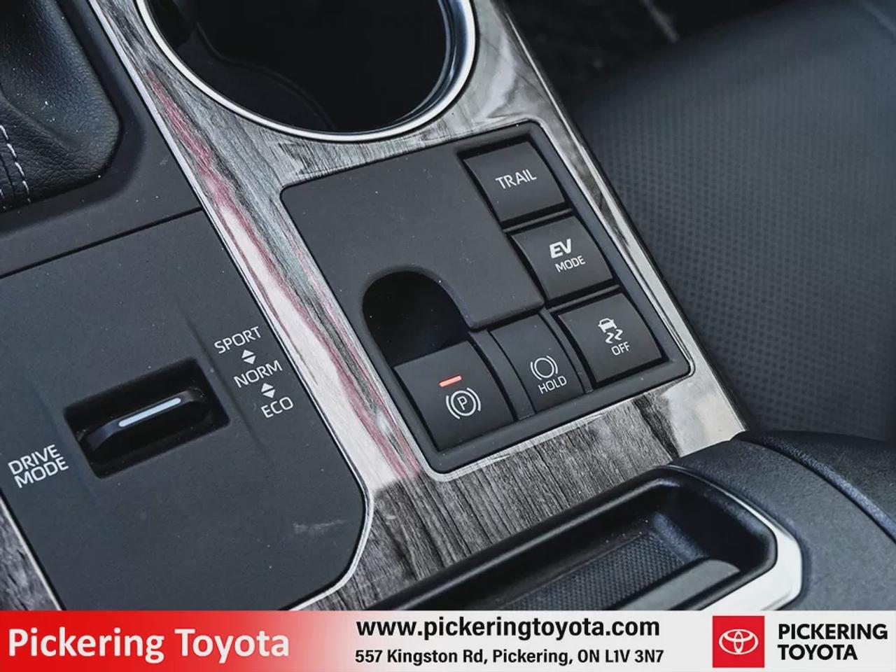 2024 Toyota Highlander Hybrid Limited Photo