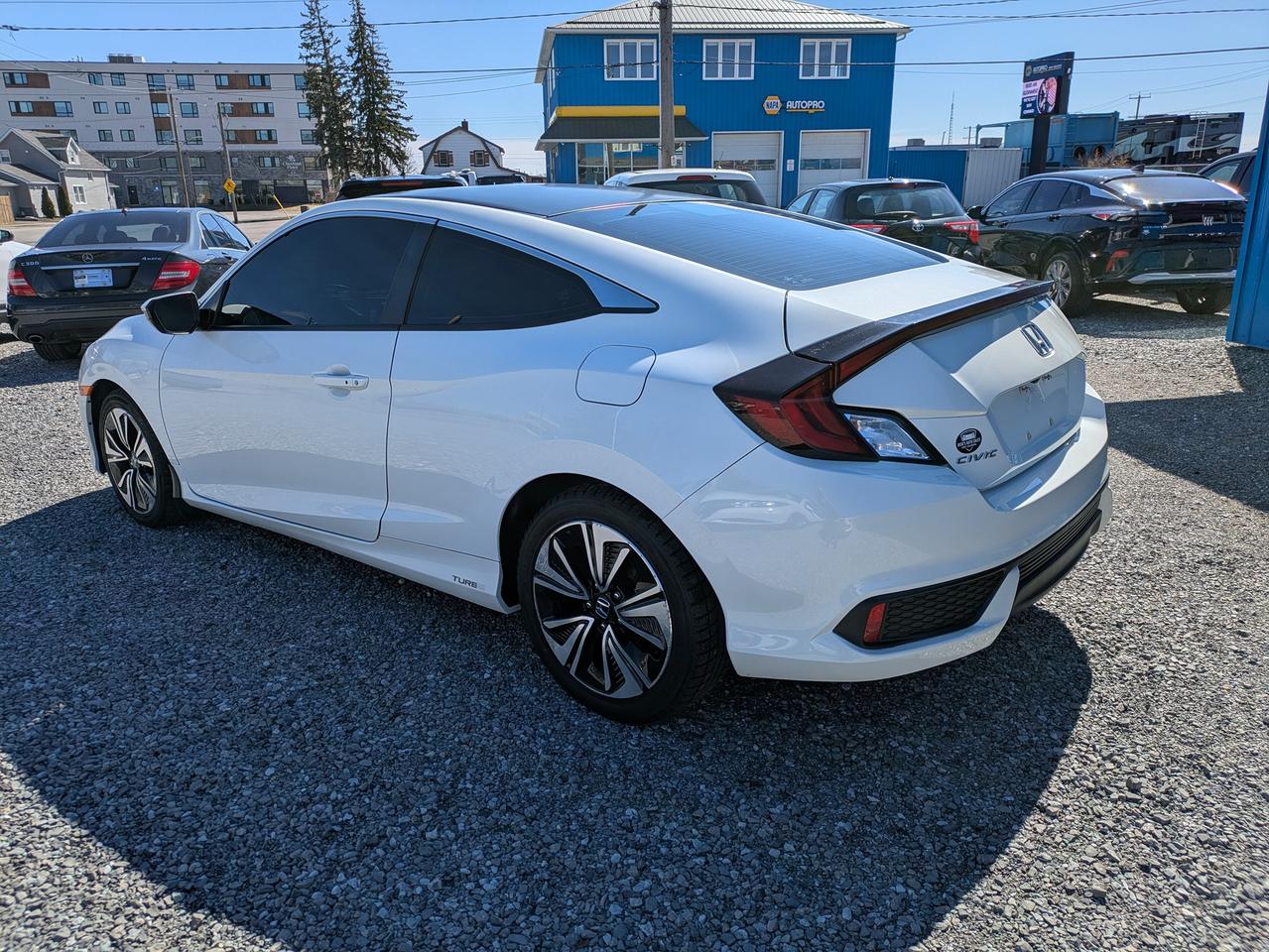 2016 Honda Civic 2dr CVT EX-T Photo