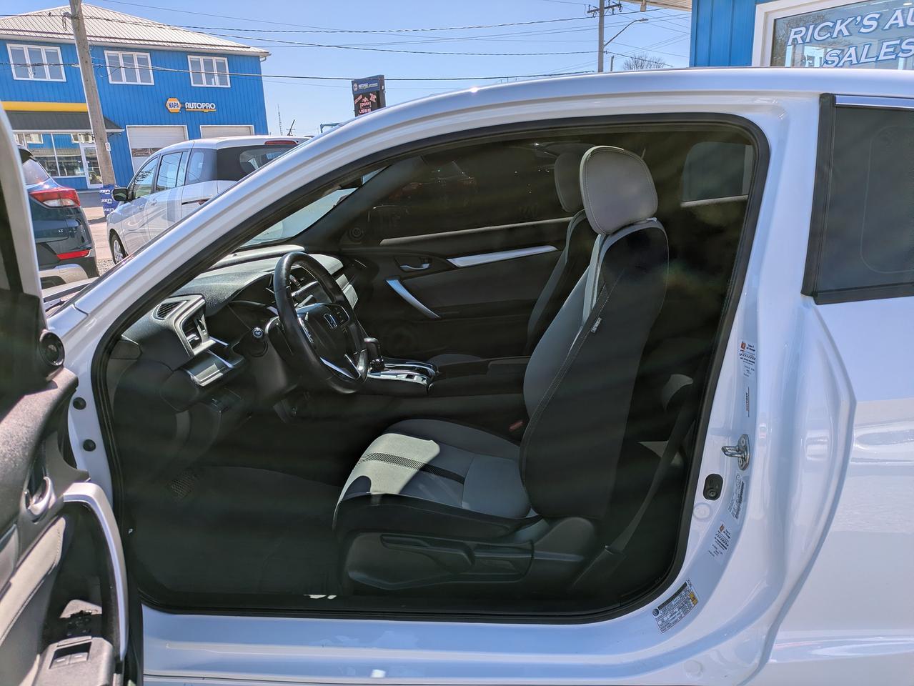 2016 Honda Civic 2dr CVT EX-T Photo