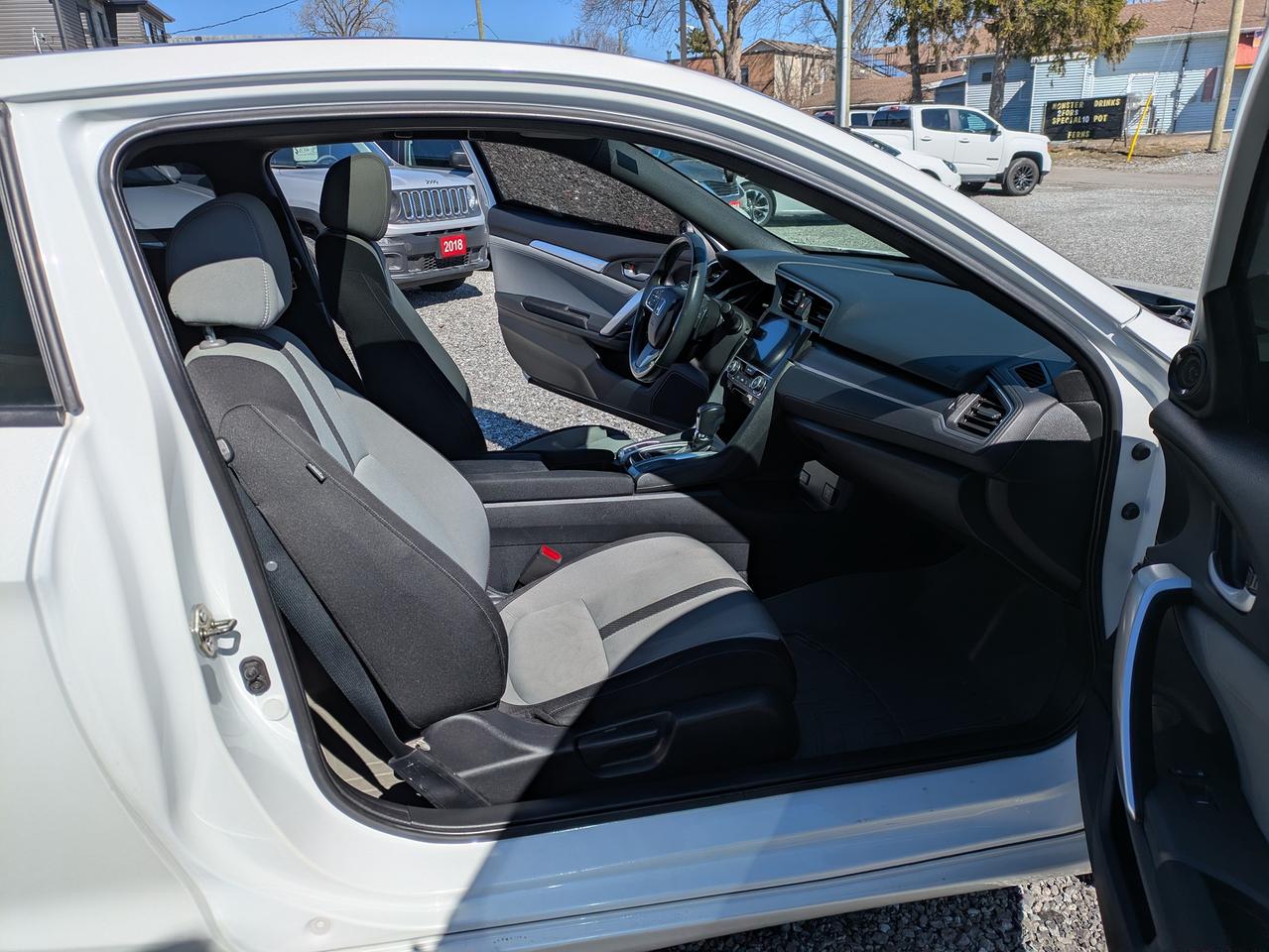 2016 Honda Civic 2dr CVT EX-T Photo