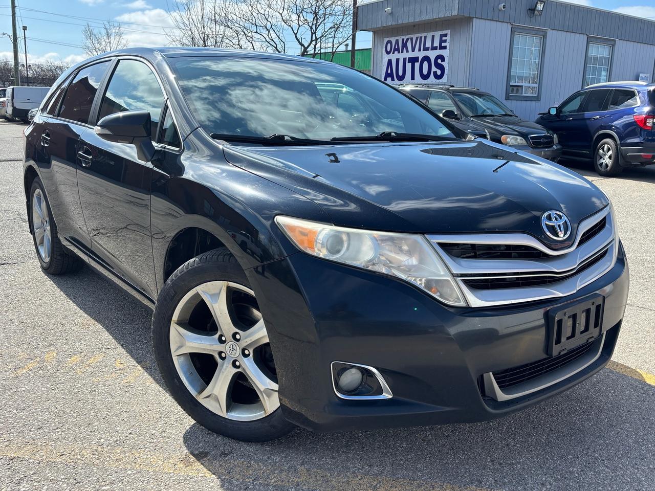 2015 Toyota Venza XLE V6 AWD Pano Roof Leather Photo