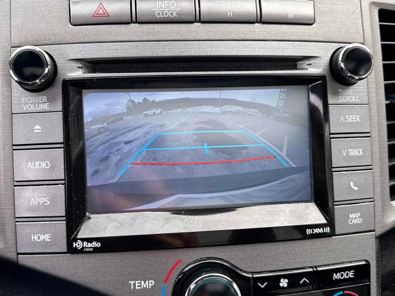 2015 Toyota Venza XLE V6 AWD Pano Roof Leather Photo