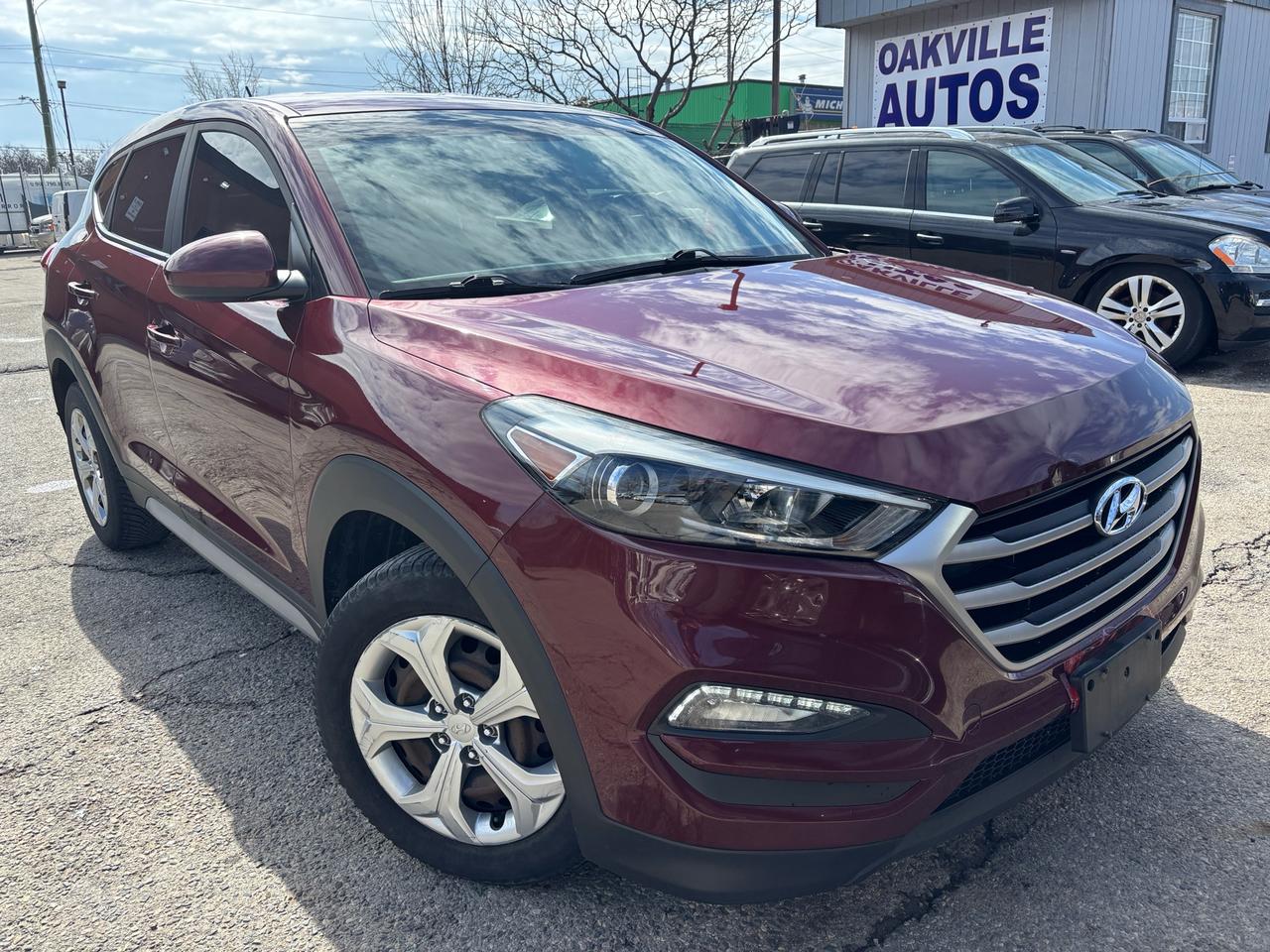 2017 Hyundai Tucson FWD 4DR 2.0L Photo