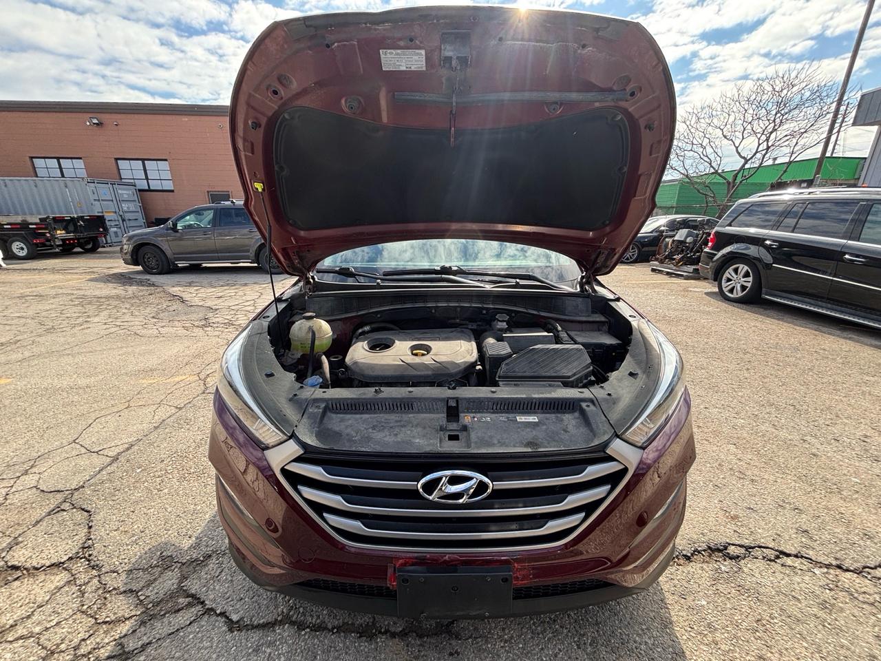 2017 Hyundai Tucson FWD 4DR 2.0L Photo