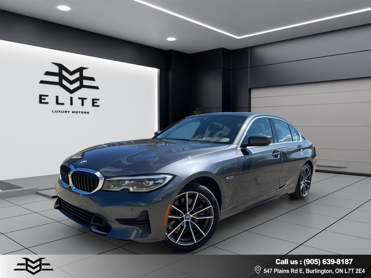 2022 BMW 3 Series 330e xDrive Plug-In Hybrid - Leather - Sunroof !! Photo