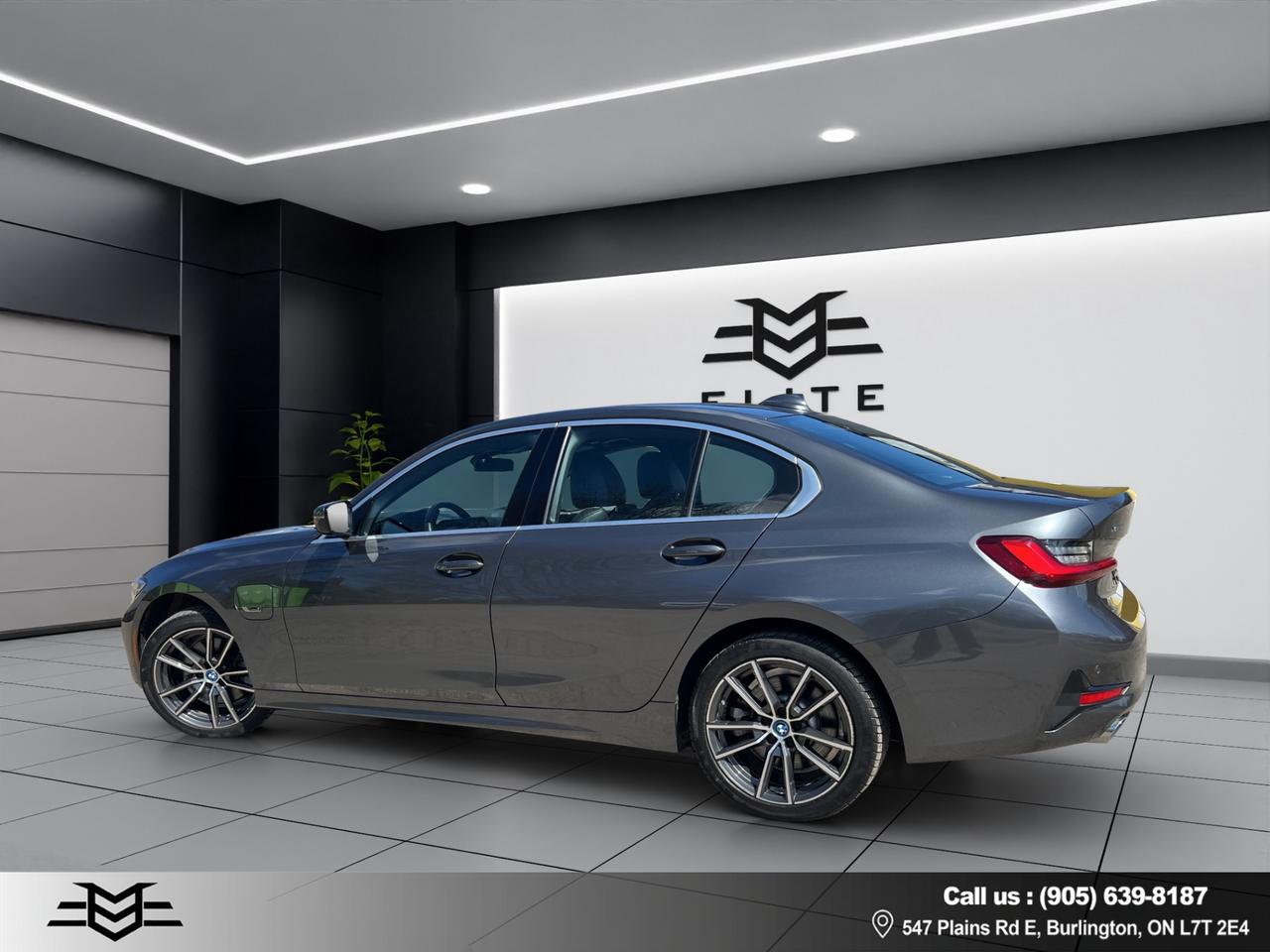 2022 BMW 3 Series 330e xDrive Plug-In Hybrid - Leather - Sunroof !! Photo