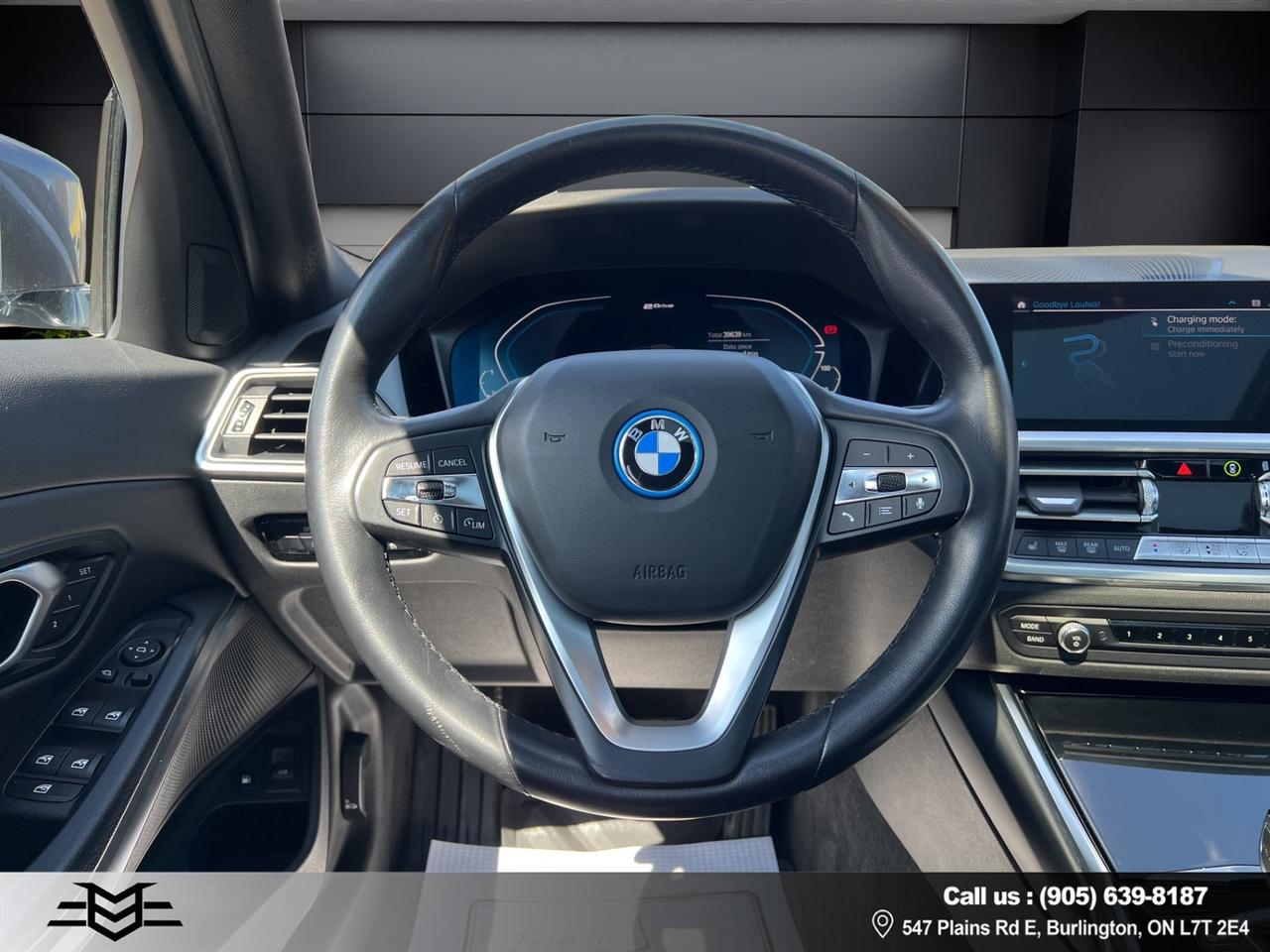 2022 BMW 3 Series 330e xDrive Plug-In Hybrid - Leather - Sunroof !! Photo