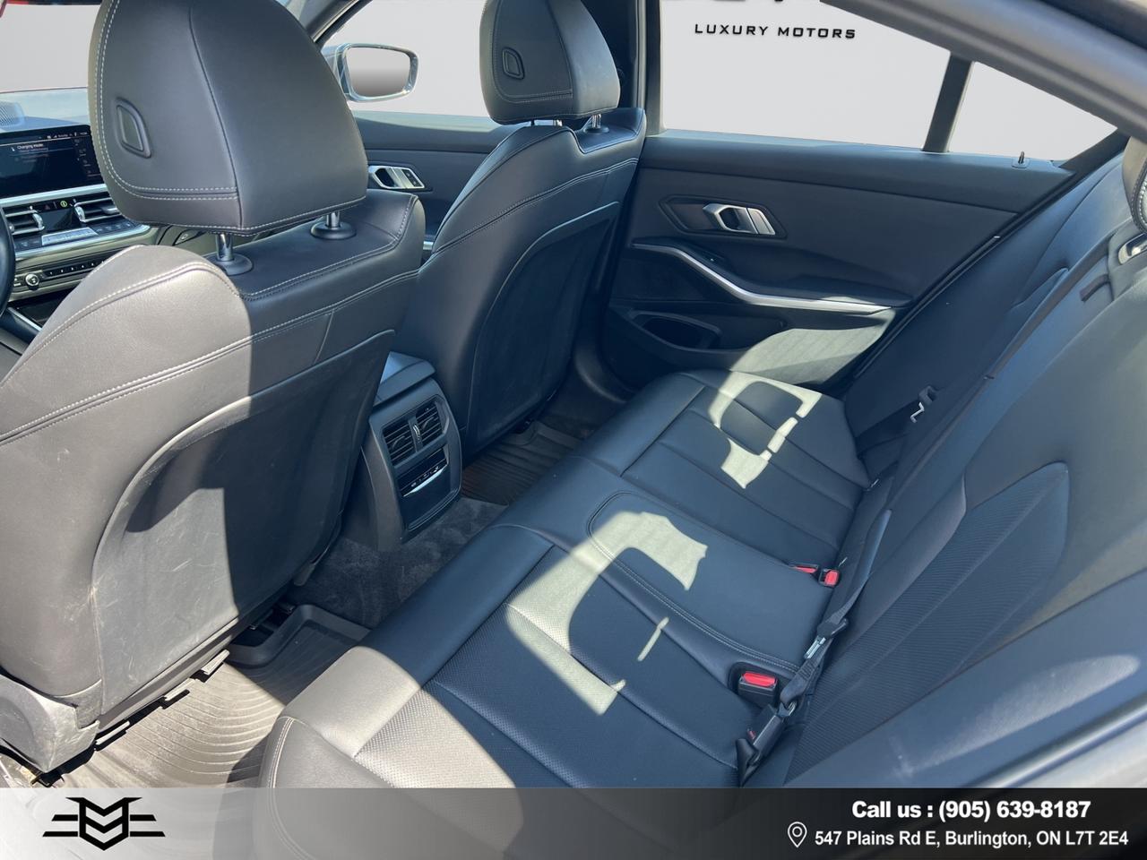 2022 BMW 3 Series 330e xDrive Plug-In Hybrid - Leather - Sunroof !! Photo