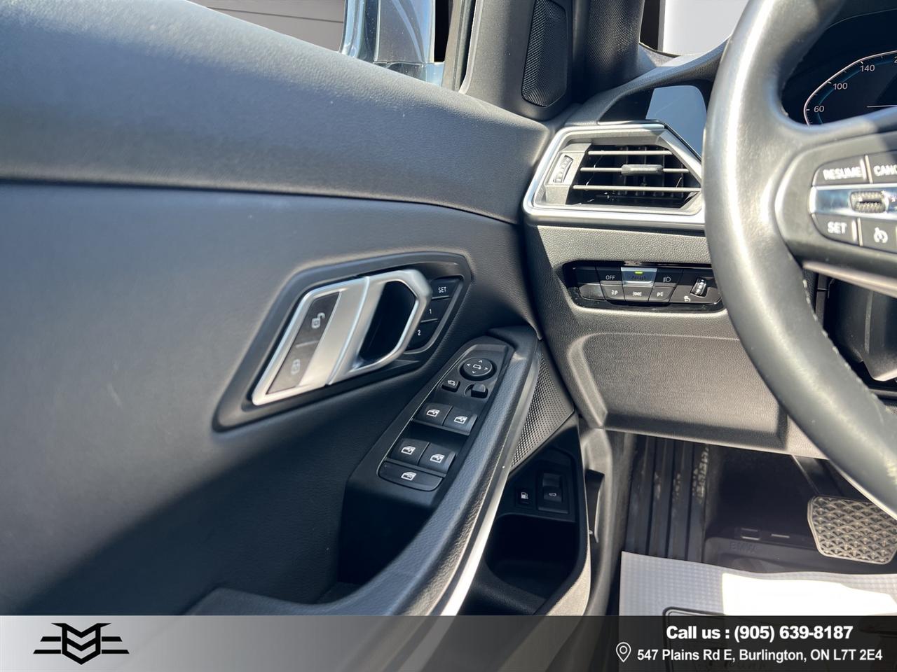 2022 BMW 3 Series 330e xDrive Plug-In Hybrid - Leather - Sunroof !! Photo