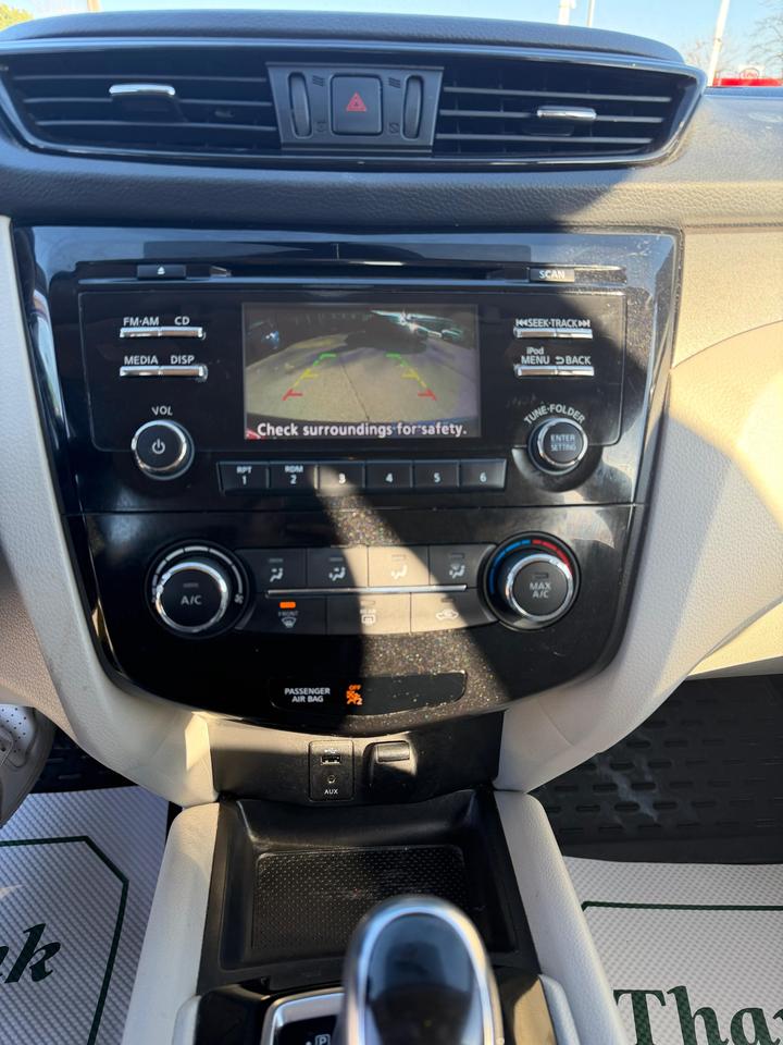 2018 Nissan Qashqai S Photo