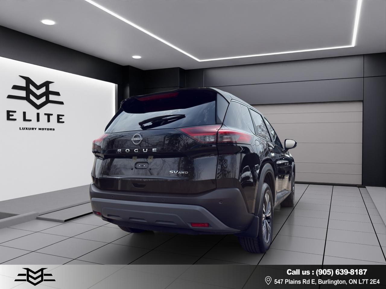 2023 Nissan Rogue SV MOONROOF AWD - LOW LOW KMS !!! Photo