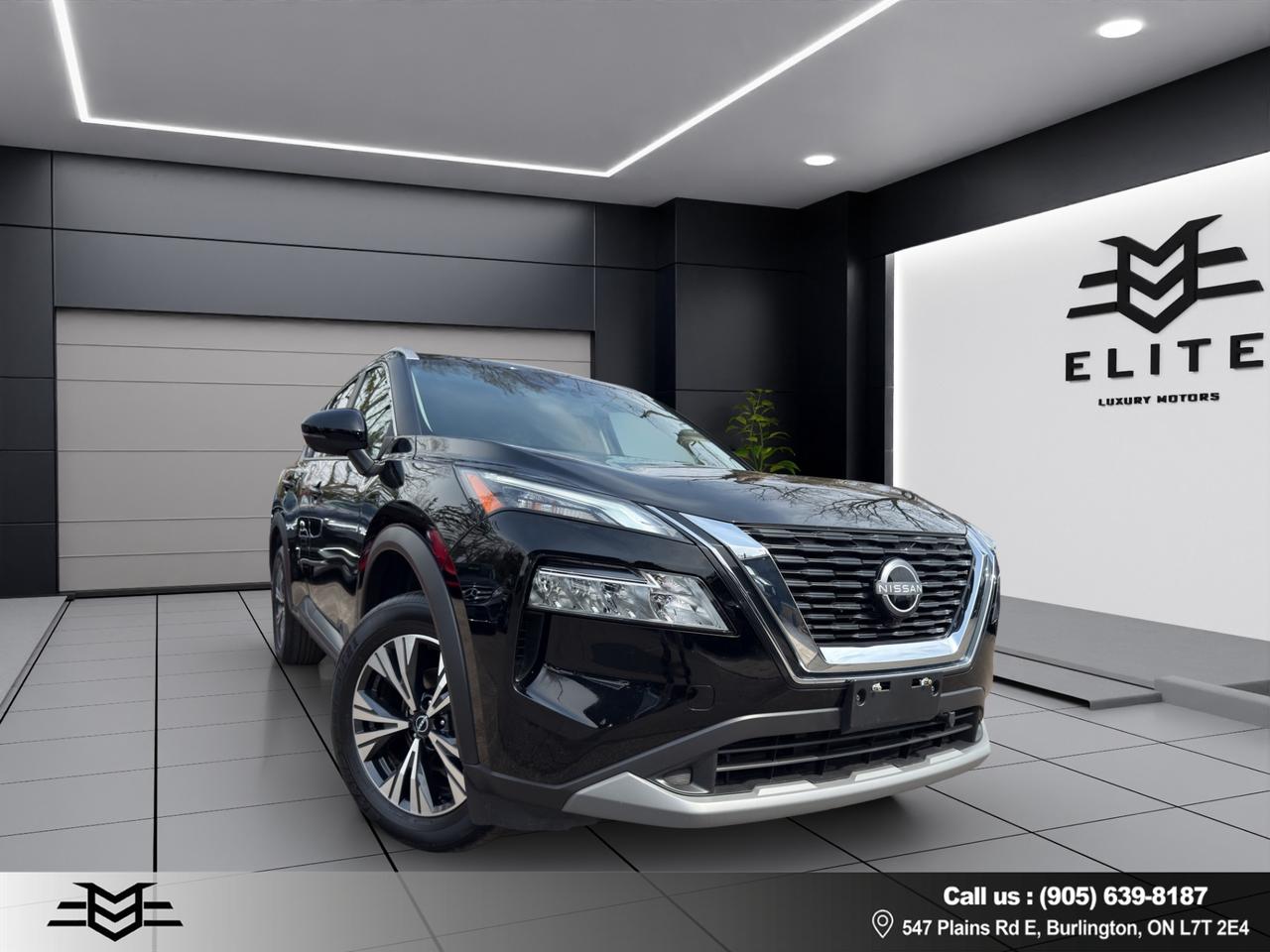 2023 Nissan Rogue SV MOONROOF AWD - LOW LOW KMS !!! Photo