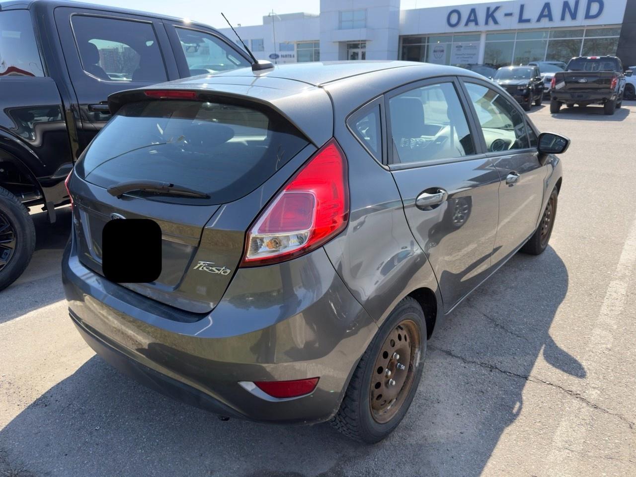 2016 Ford Fiesta 200A| 2 SETS OF WHLS|NO ACCIDENTS|1 OWNER Photo