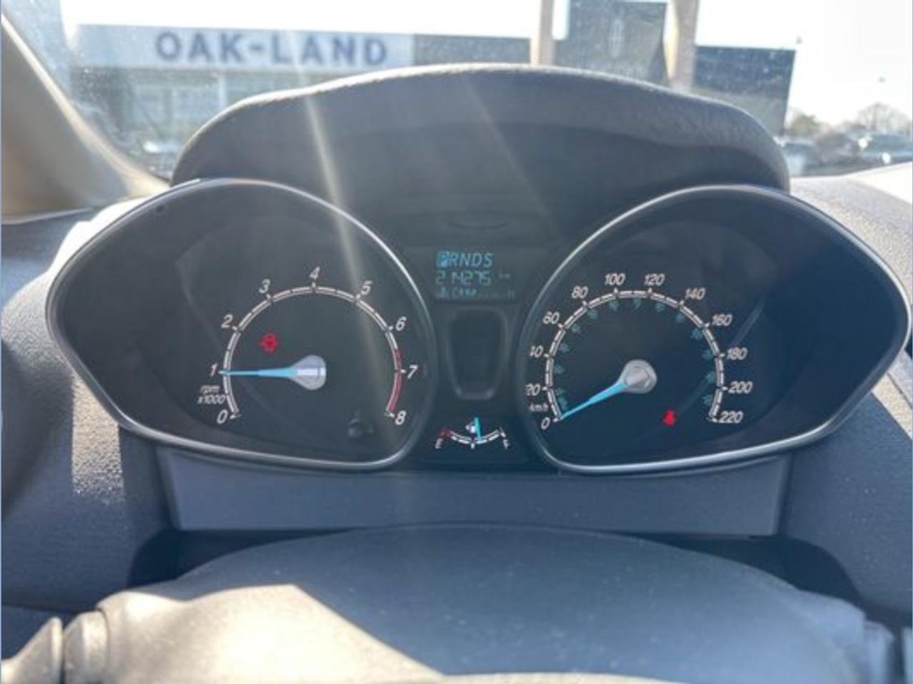 2016 Ford Fiesta 200A| 2 SETS OF WHLS|NO ACCIDENTS|1 OWNER Photo