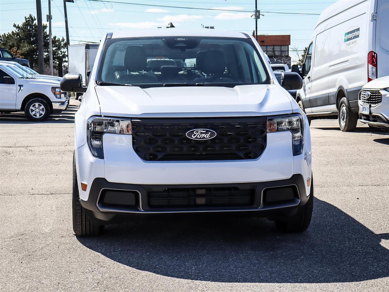 2026 Ford Maverick XLT Photo2