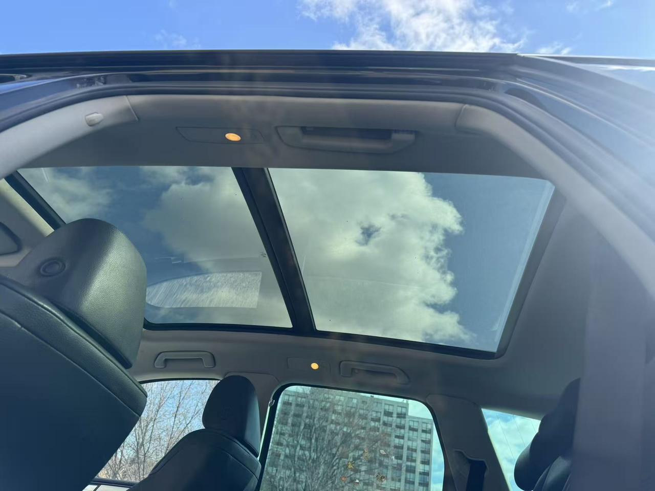 2012 Volkswagen Touareg 4dr V6 Comfortline Photo