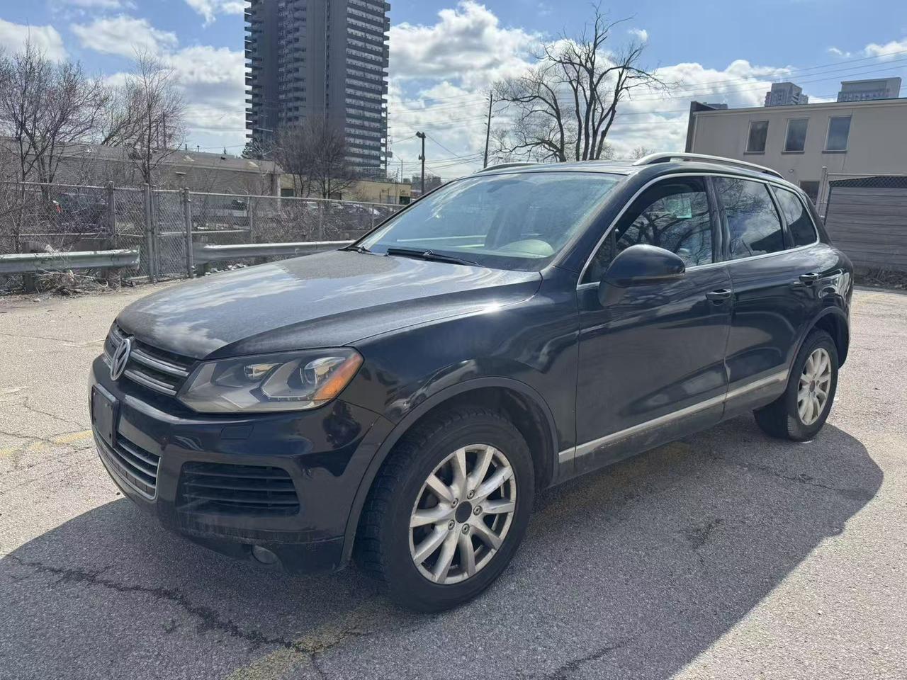 2012 Volkswagen Touareg 4dr V6 Comfortline Photo0