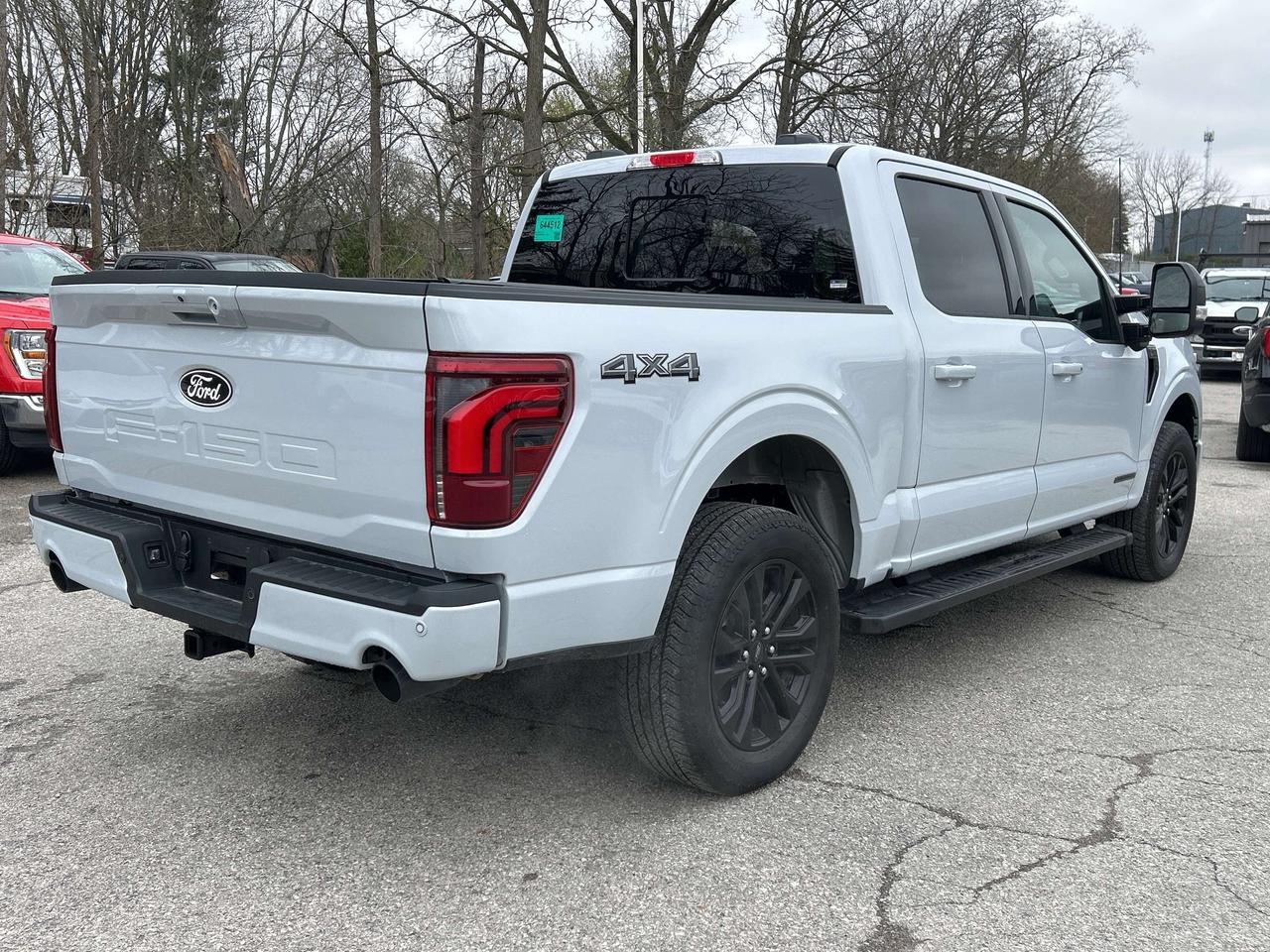 2025 Ford F-150 Lariat 4WD SuperCrew 5.5' Box Photo4