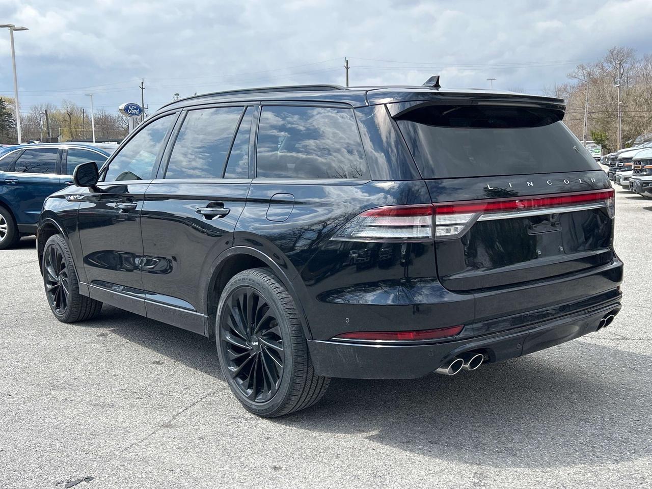 2023 Lincoln Aviator Reserve AWD Photo1