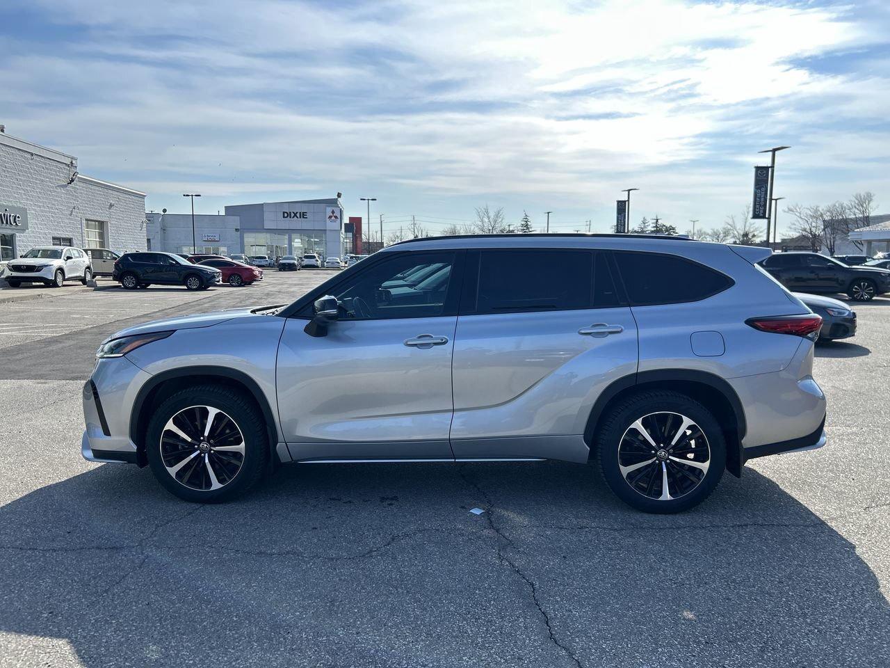 2022 Toyota Highlander XSE AWD V6 Performance, Everyday Versatility Photo