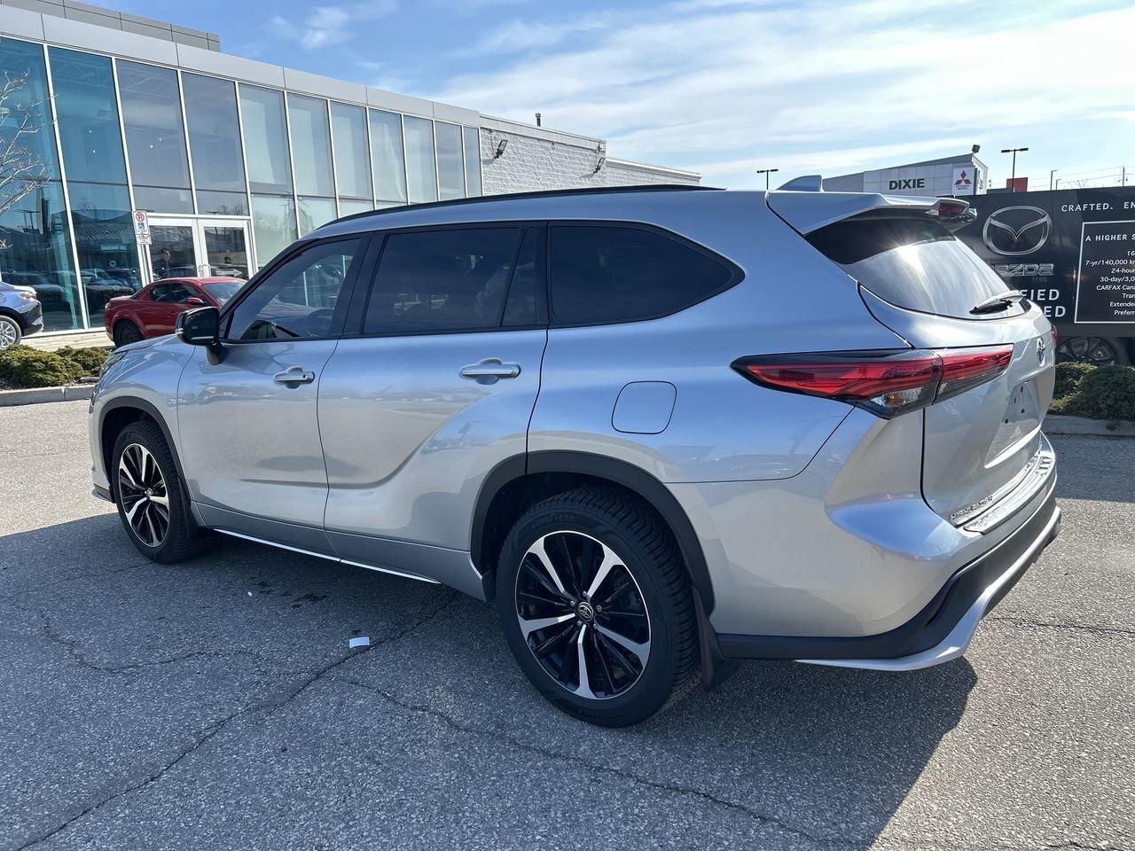 2022 Toyota Highlander XSE AWD V6 Performance, Everyday Versatility Photo
