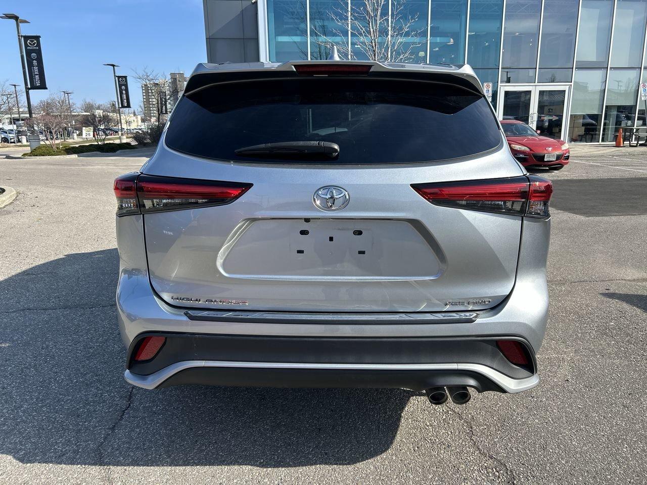 2022 Toyota Highlander XSE AWD V6 Performance, Everyday Versatility Photo
