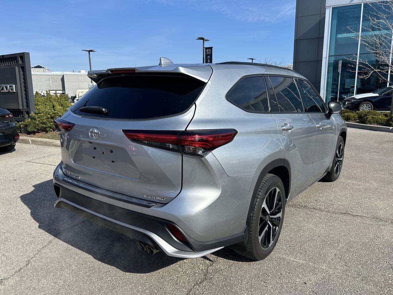2022 Toyota Highlander XSE AWD V6 Performance, Everyday Versatility Photo