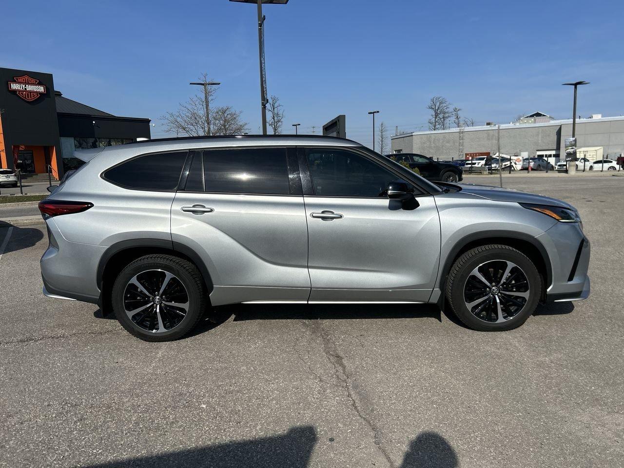 2022 Toyota Highlander XSE AWD V6 Performance, Everyday Versatility Photo