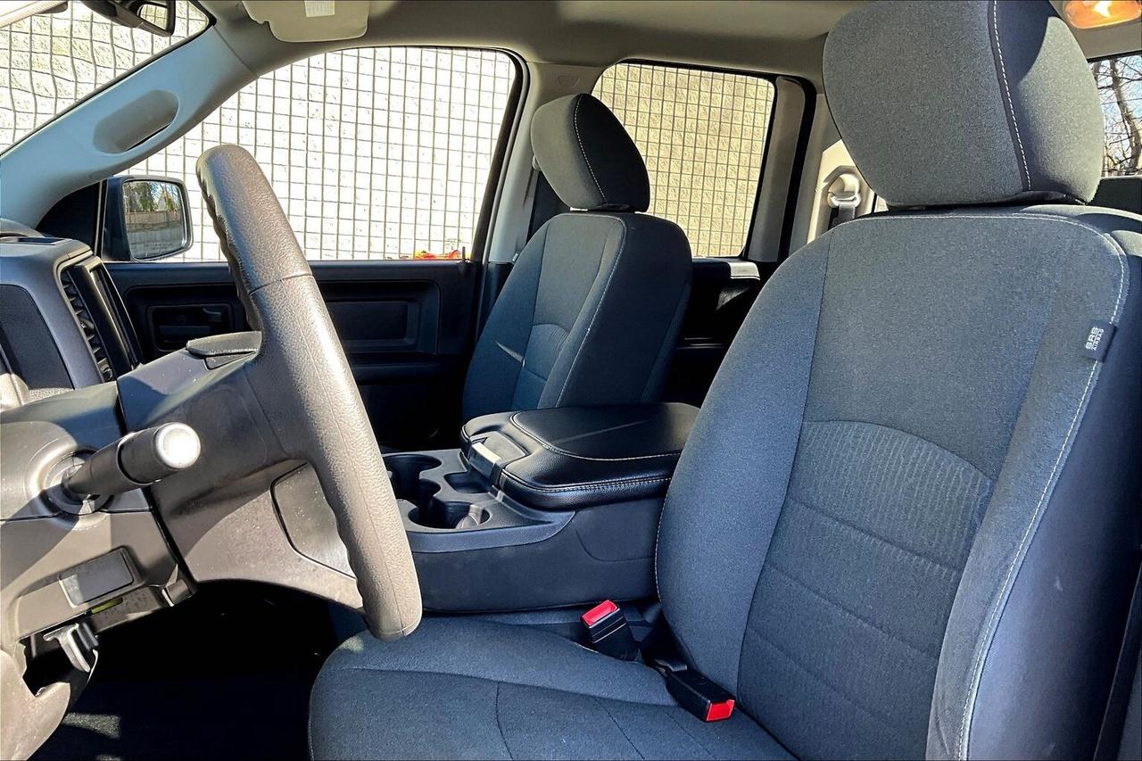 2023 RAM 1500 Classic Night Edition Quad | Side Steps | Bed Liner | 4X4 Photo