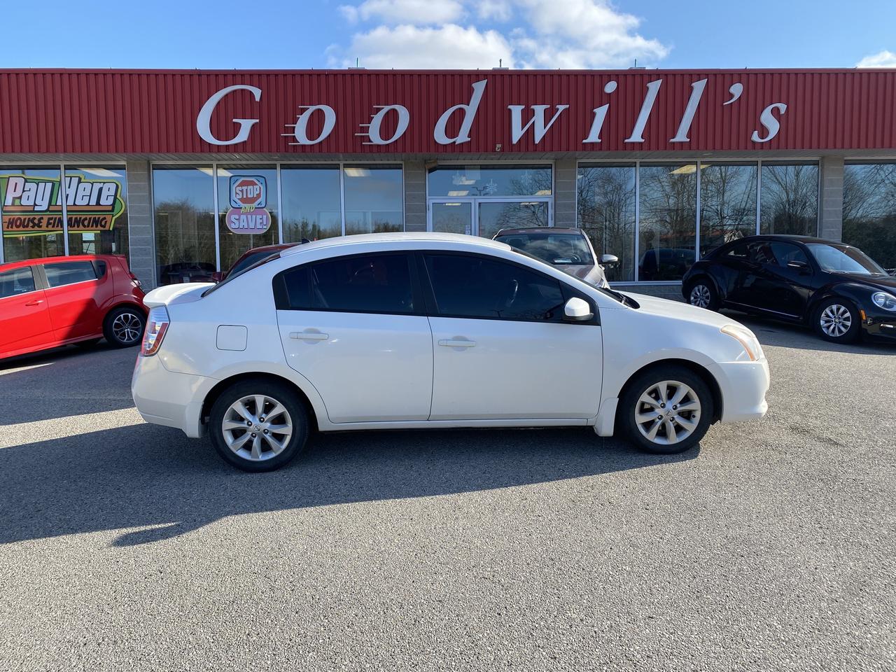 2012 Nissan Sentra LOCAL TRADE, AUTOMATIC, CLEAN CARFAX!