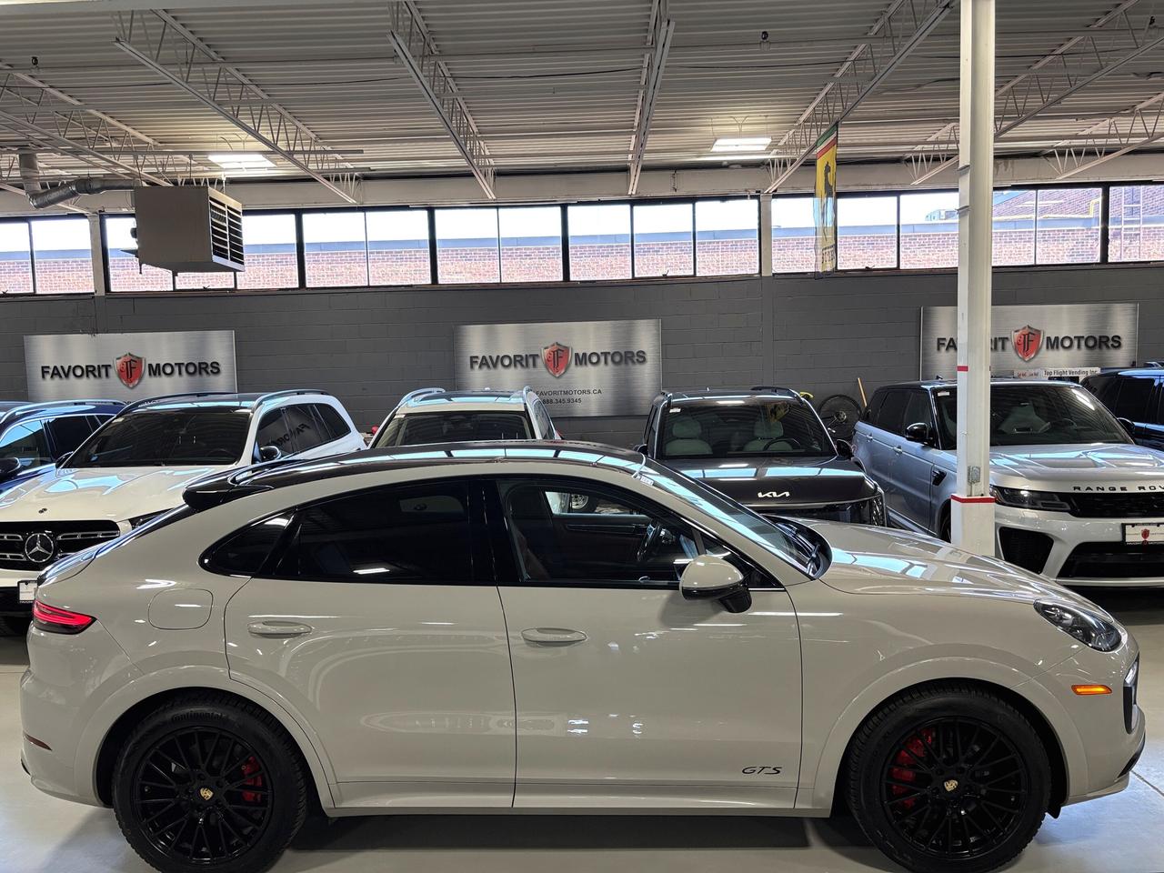 2021 Porsche Cayenne GTS Coupe|AWD|CHALKGRAY|REDLEATHER|PREMIUMPLUSPKG| Photo2