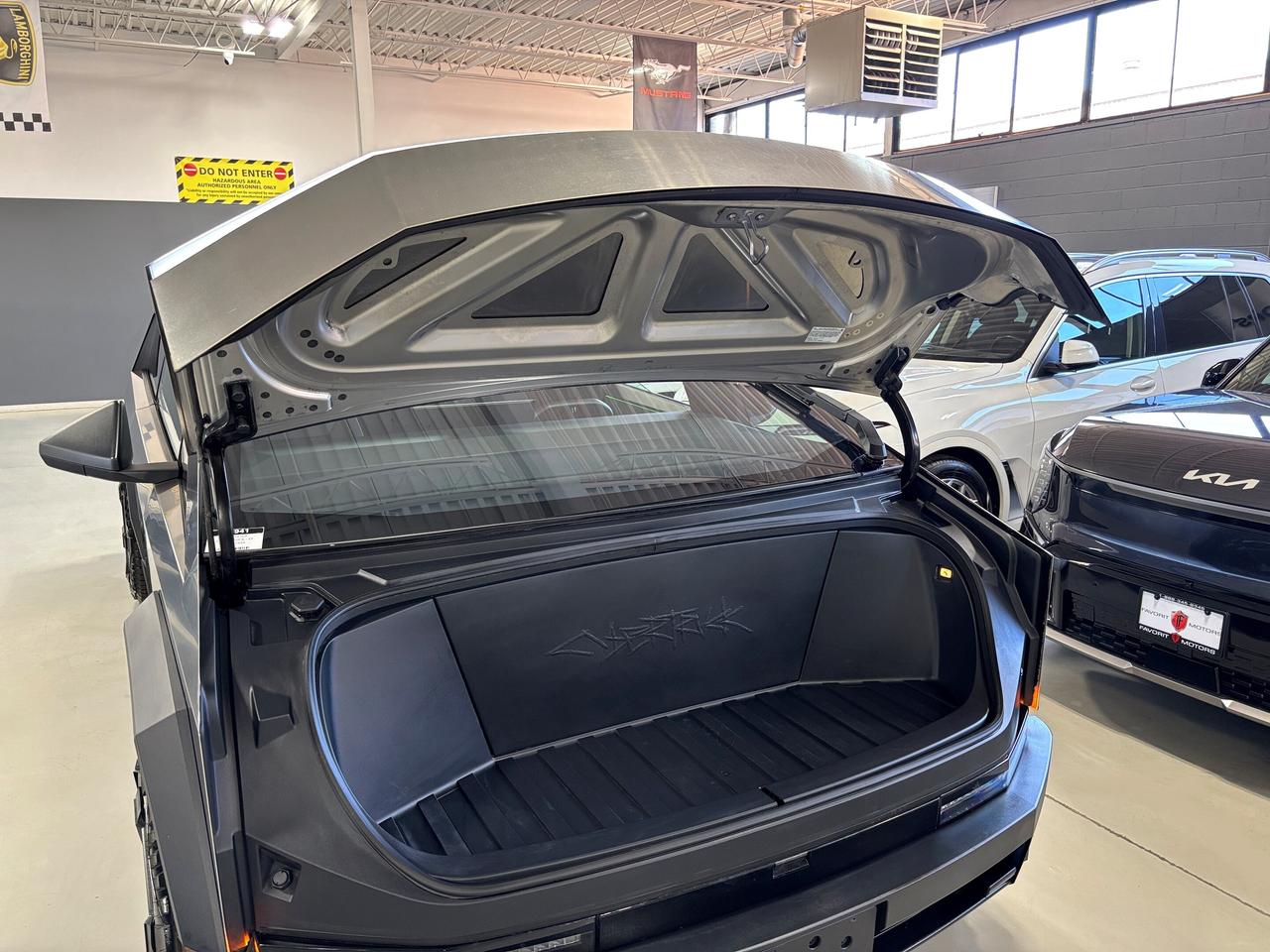 2024 Tesla Cybertruck AWD|FOUNDATIONSERIES|FULLSELFDRIVING|NAV|AMBIENT|+ Photo