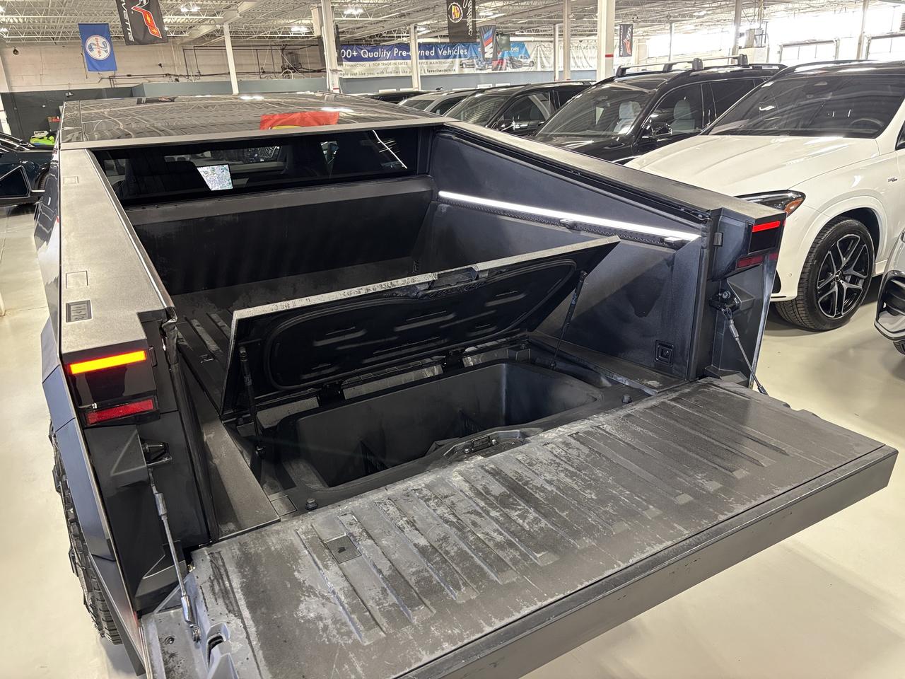 2024 Tesla Cybertruck AWD|FOUNDATIONSERIES|FULLSELFDRIVING|NAV|AMBIENT|+ Photo