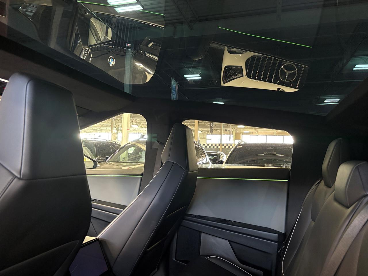 2024 Tesla Cybertruck AWD|FOUNDATIONSERIES|FULLSELFDRIVING|NAV|AMBIENT|+ Photo