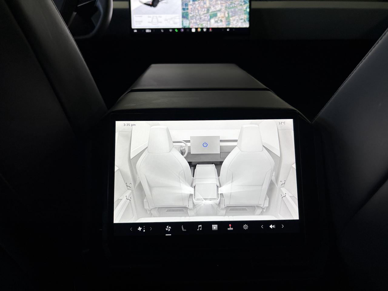 2024 Tesla Cybertruck AWD|FOUNDATIONSERIES|FULLSELFDRIVING|NAV|AMBIENT|+ Photo