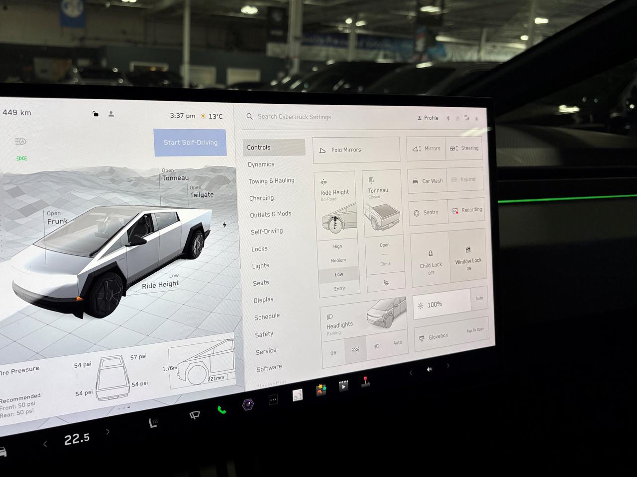2024 Tesla Cybertruck AWD|FOUNDATIONSERIES|FULLSELFDRIVING|NAV|AMBIENT|+ Photo