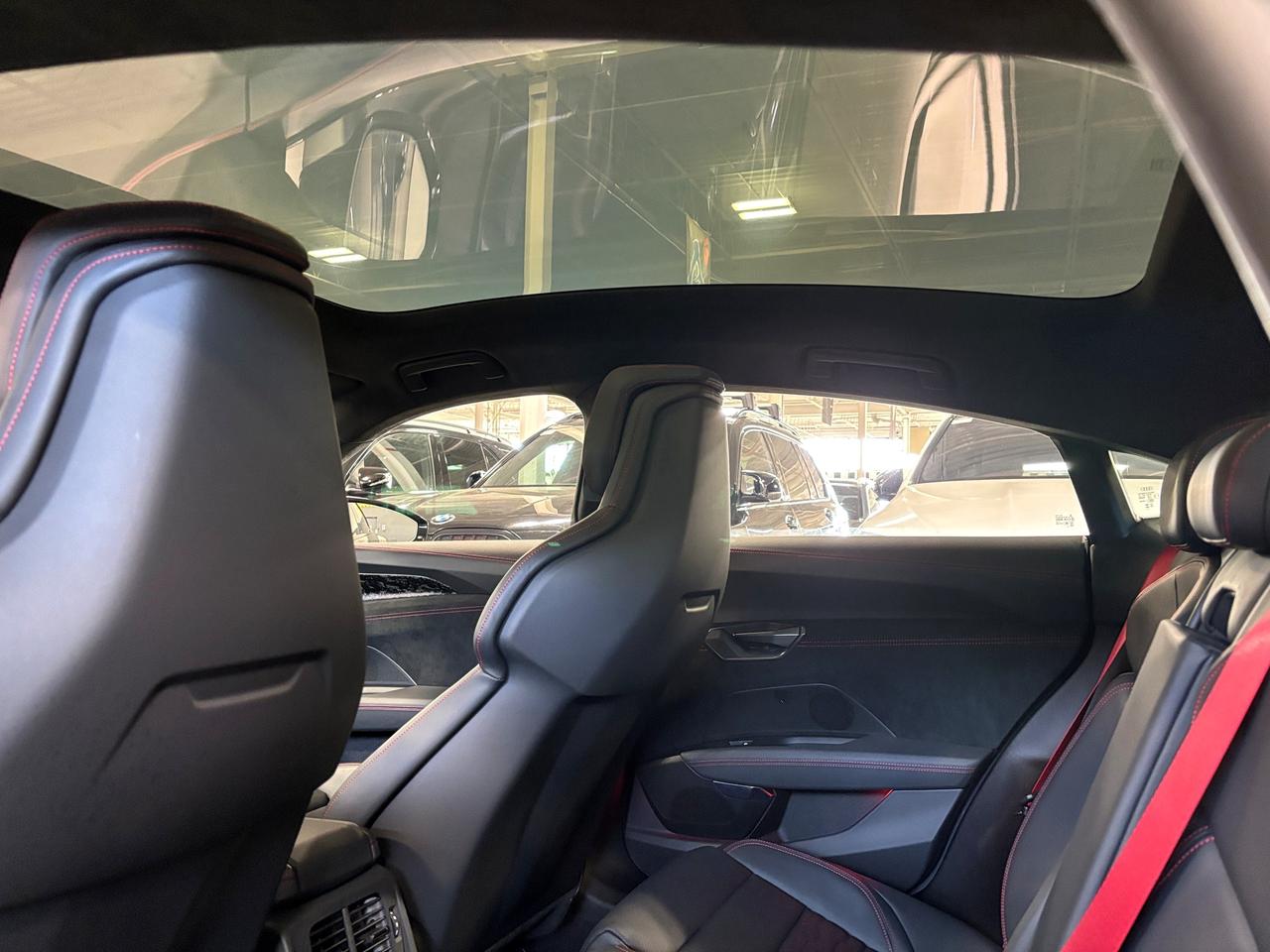 2025 Audi RS e-tron GT Performance|QUATTRO|FORGEDCARBON|CERAMICBRAKES|HUD Photo