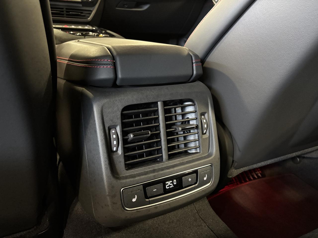 2025 Audi RS e-tron GT Performance|QUATTRO|FORGEDCARBON|CERAMICBRAKES|HUD Photo