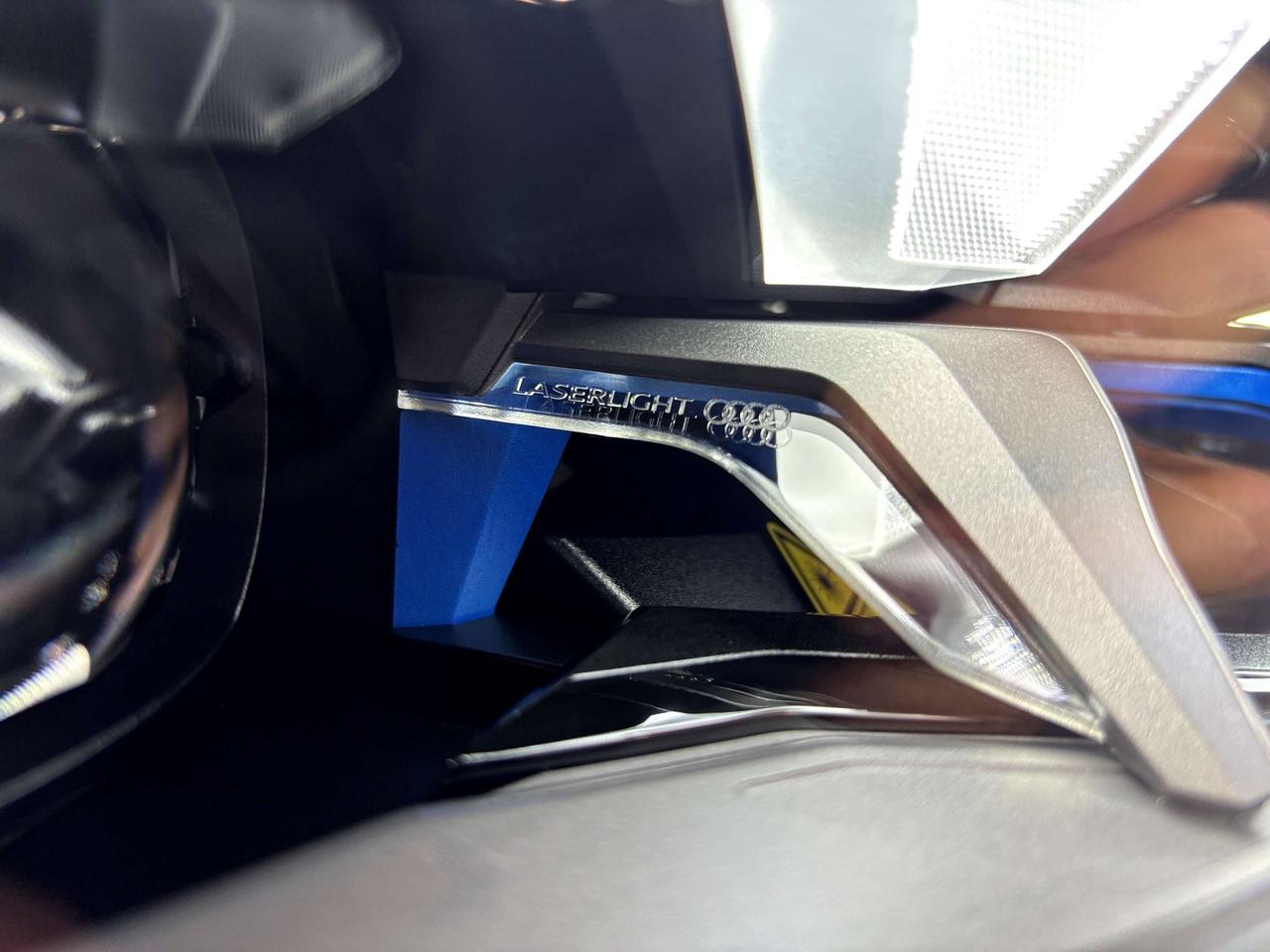 2025 Audi RS e-tron GT Performance|QUATTRO|FORGEDCARBON|CERAMICBRAKES|HUD Photo