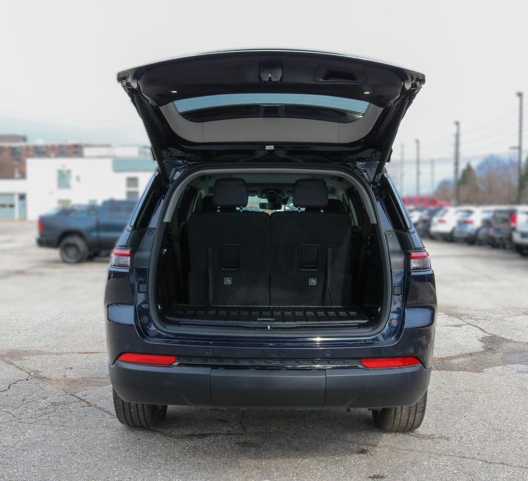 2024 Jeep Grand Cherokee L Limited 4x4 | NAVIGATION | REMOTE START | ALPINE Photo