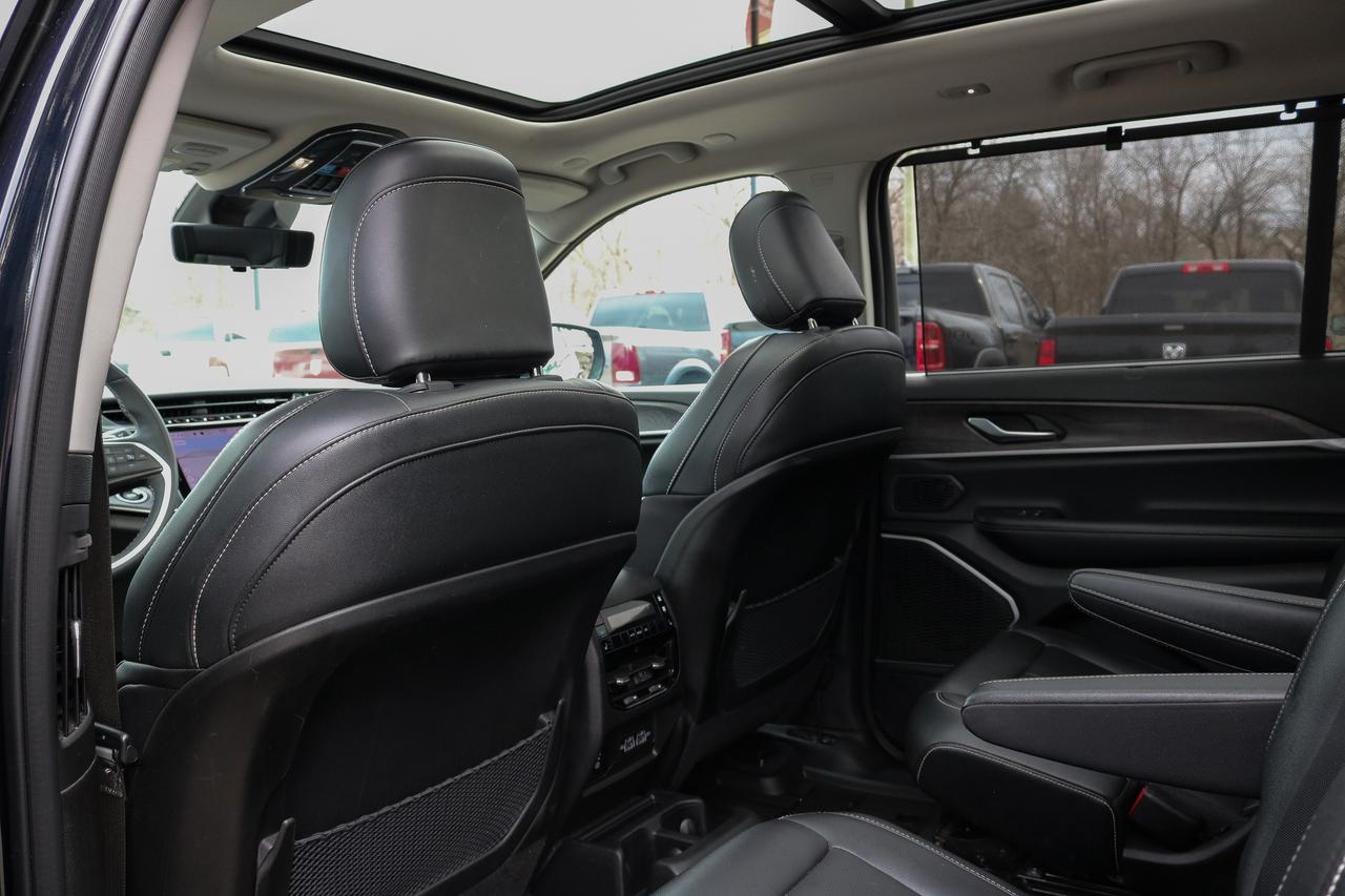 2024 Jeep Grand Cherokee L Limited 4x4 | NAVIGATION | REMOTE START | ALPINE Photo