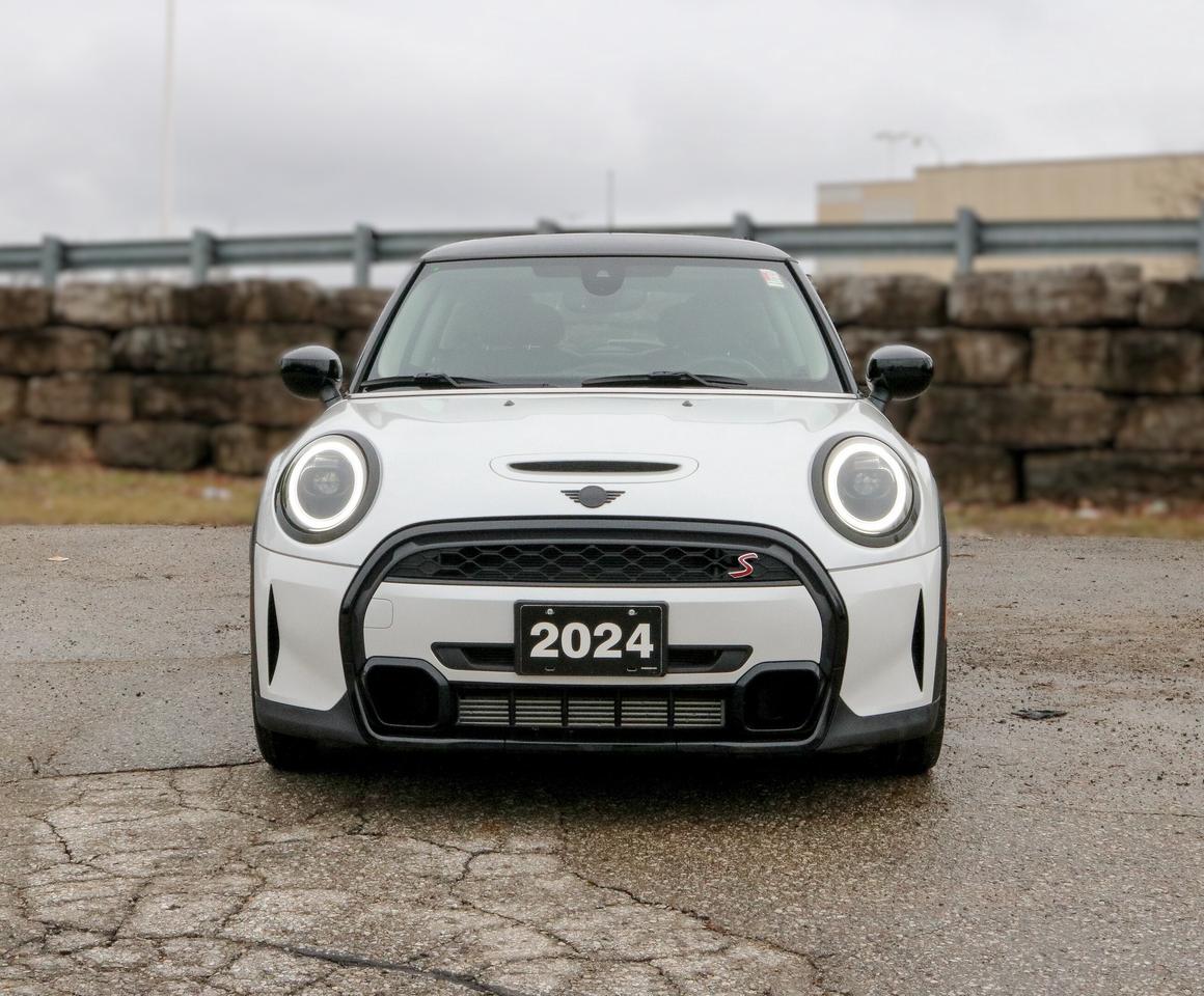 2024 MINI 3 Door Cooper S FWD | NAVIGATION | SUNROOF | LANE KEEP | Photo
