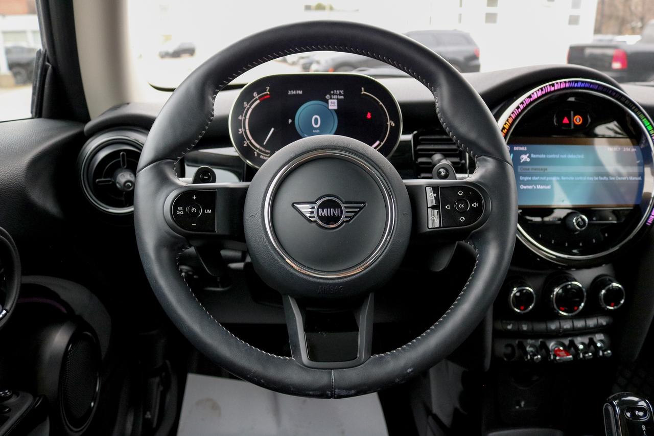 2024 MINI 3 Door Cooper S FWD | NAVIGATION | SUNROOF | LANE KEEP | Photo