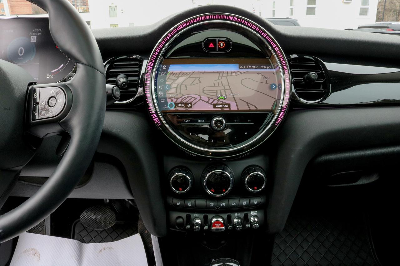2024 MINI 3 Door Cooper S FWD | NAVIGATION | SUNROOF | LANE KEEP | Photo